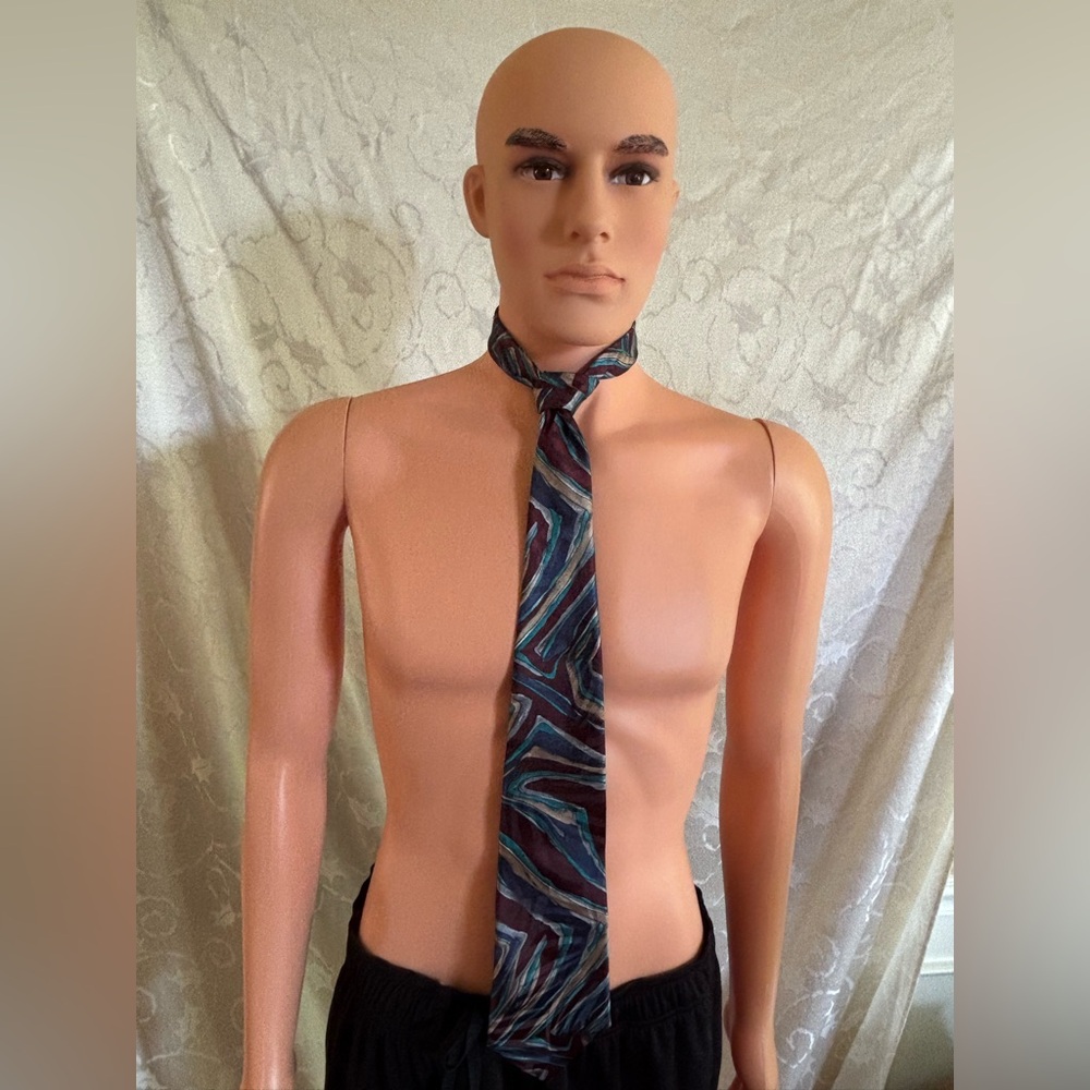Concerto 100% Polyester Maroon, Blue, Gray and Beige Tie (Good Condition)